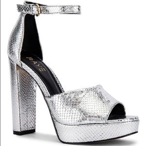 Rate silver hells. Brand new!